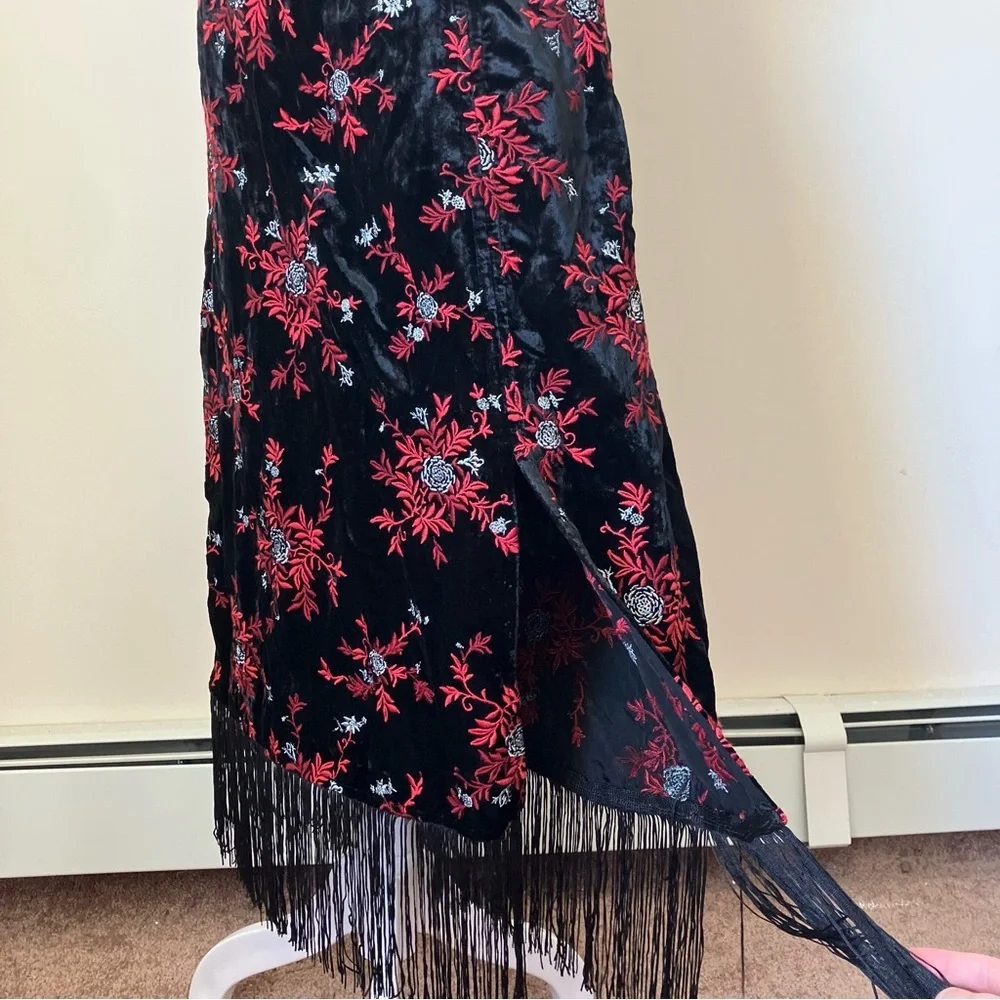 Maeve by Anthropologie Black Velvet Red Floral Embroidery Pencil Fringe Skirt - Picture 6 of 13